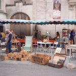 Brocantes et résidences seniors : une activité idéale pour allier plaisir, lien social et décoration